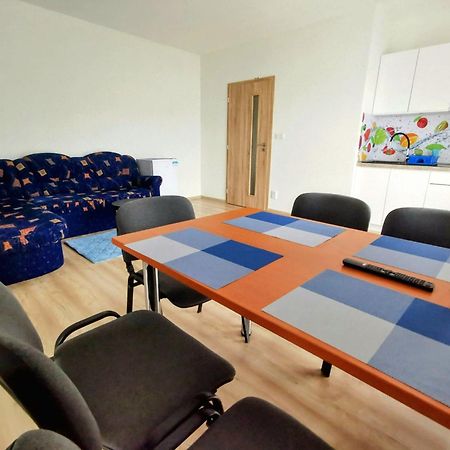 Comenius Apartments - Apartmány na rohu Svidnik Esterno foto