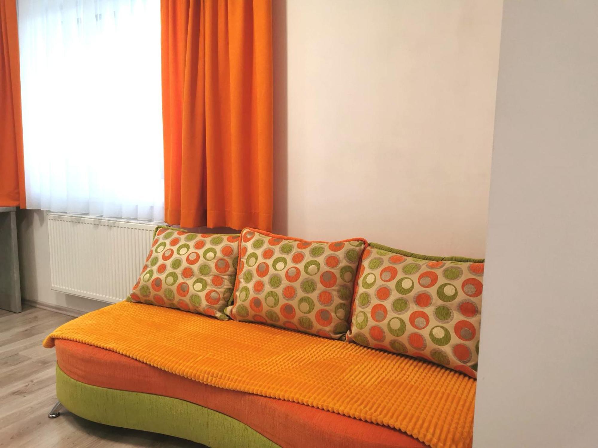 Comenius Apartments - Apartmány na rohu Svidnik Esterno foto