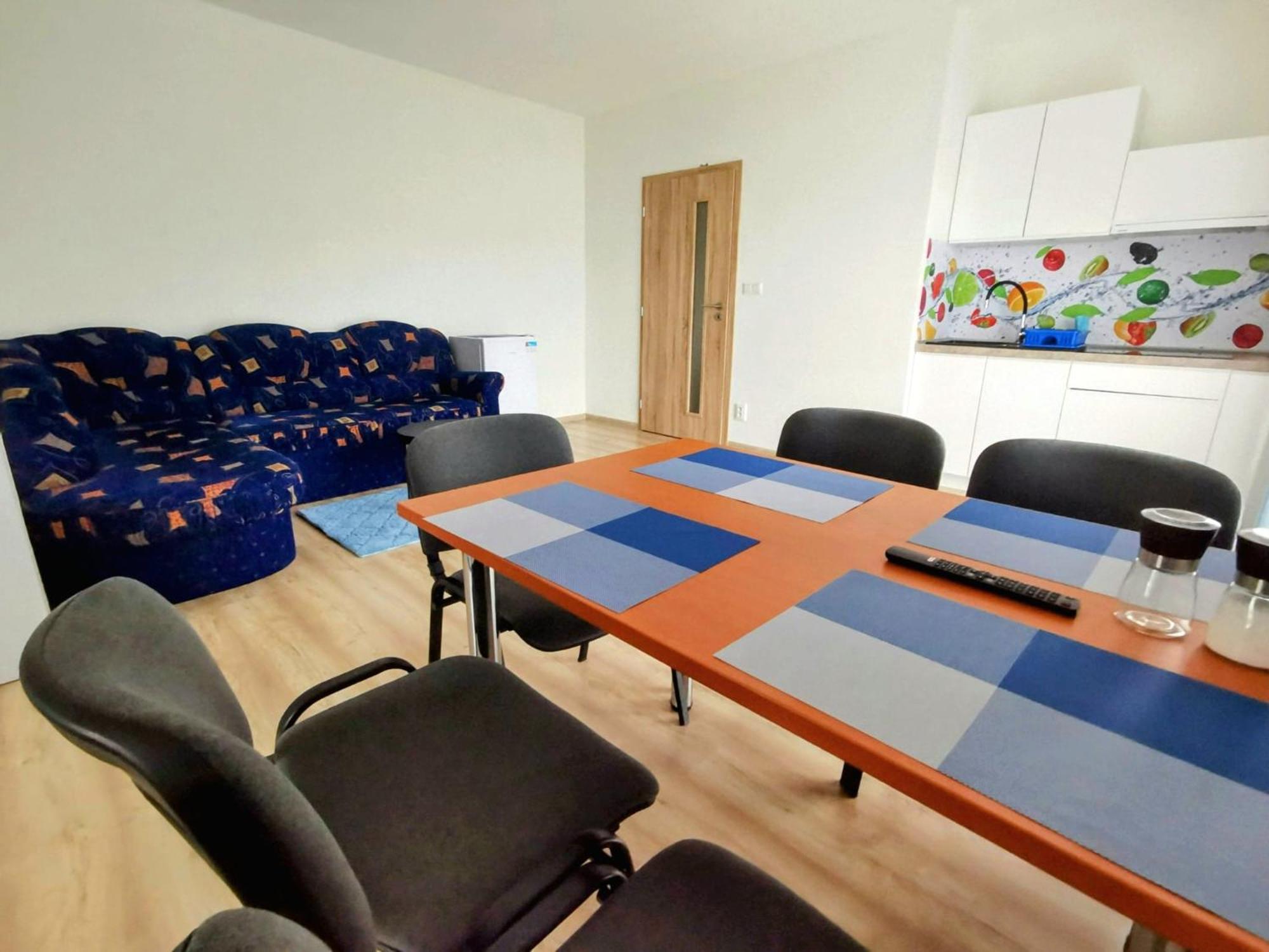 Comenius Apartments - Apartmány na rohu Svidnik Esterno foto